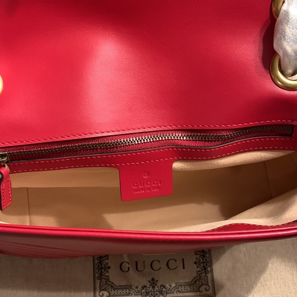 Brand New, NEVER used authentic Gucci handbag - Picture 4 of 4
